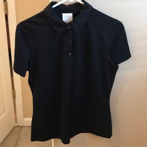 Nike black size medium golf polo. EUC! Lightweight
